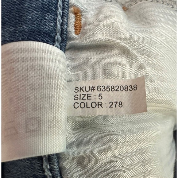 Hollister Women's Ultra High Rise 3" Blue Jean Denim Cuffed Shorts Size 5 W 27 - Picture 4 of 5